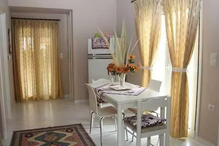 Private Upper Floor Of Central * Kalambaka
